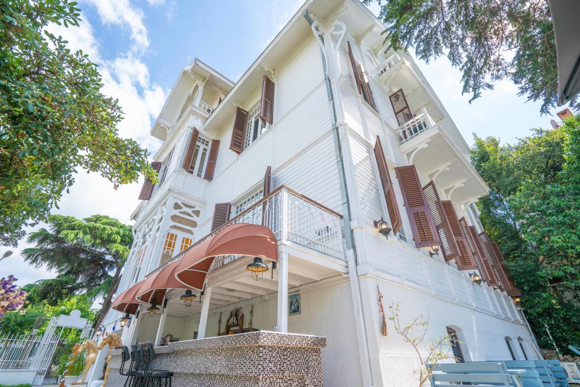 Kensington Prince'S Island Historical Mansion Adalar Exterior photo
